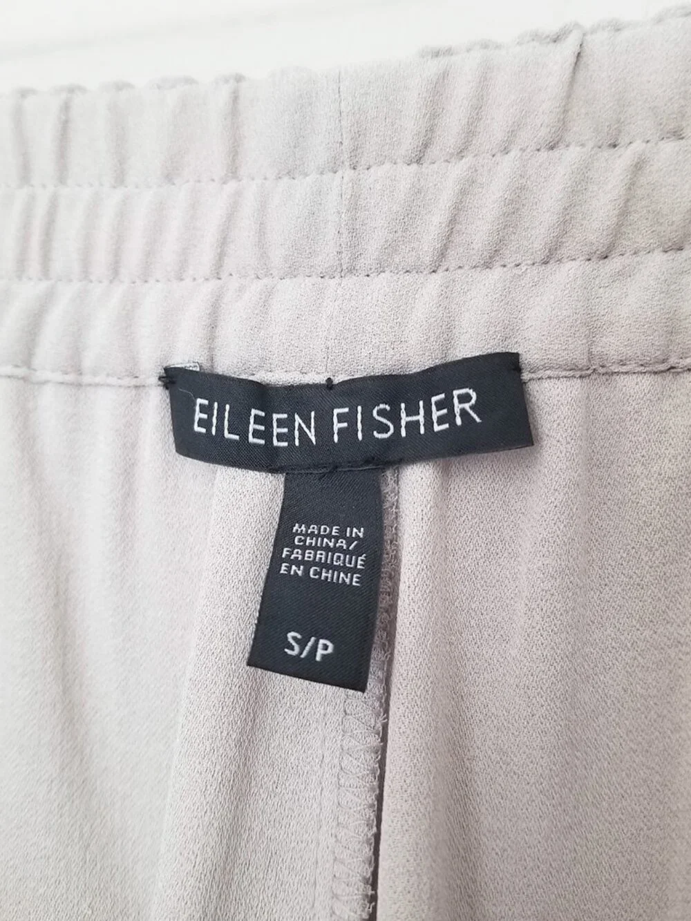 Eileen Fisher 100% Silk Georgette Ankle Pants Bone Gray Size S Drawstring $258